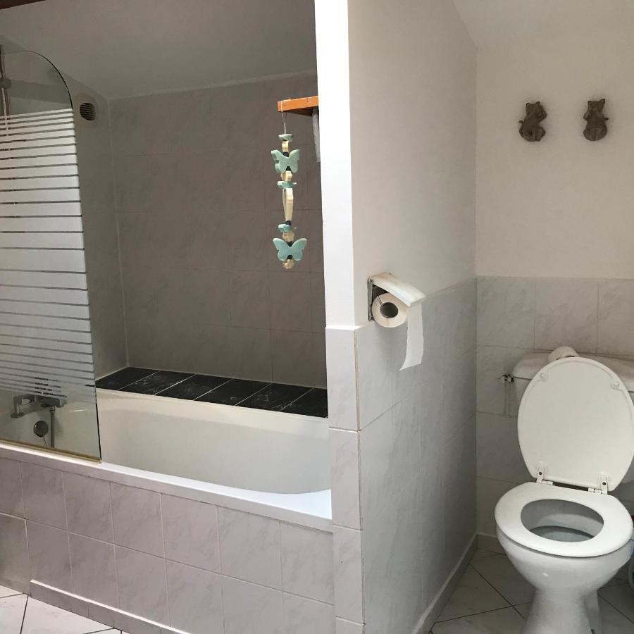Les Tremieres Villa Le Thou Kültér fotó